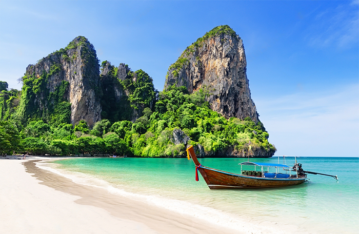 Greg Berryman in Krabi via a long boat